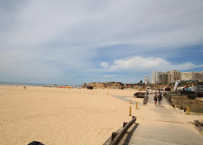 Da Wi-fi 472 * Praia da Rocha